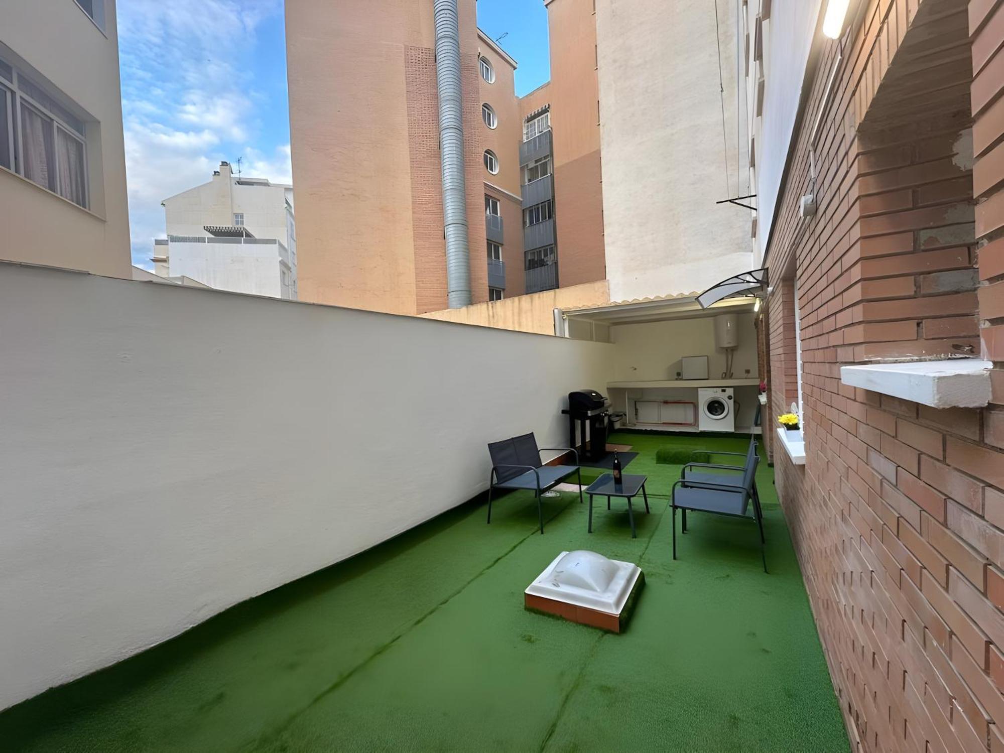 Mediterranean Breeze Malaga Bagian luar foto